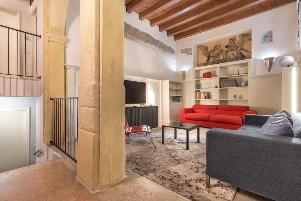 Apartmán Residenza Angels @Piazzadelleerbe Verona Exteriér fotografie