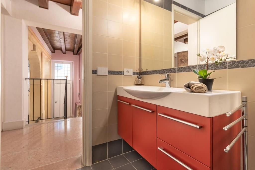 Apartmán Residenza Angels @Piazzadelleerbe Verona Exteriér fotografie