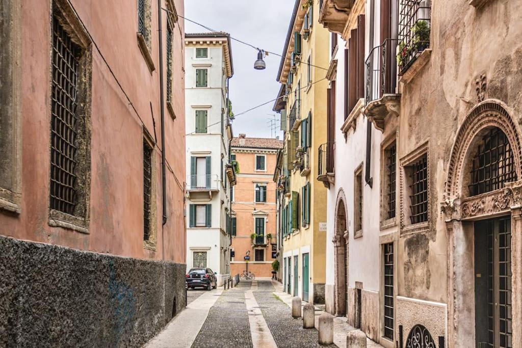 Apartmán Residenza Angels @Piazzadelleerbe Verona Exteriér fotografie